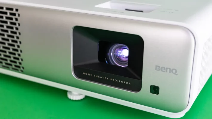 Cận cảnh Máy chiếu BenQ HT2060