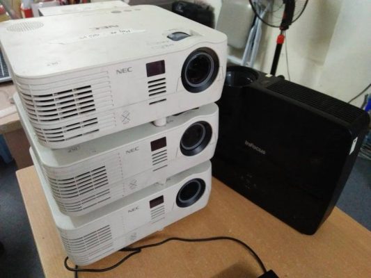Thanh lý máy chiếu cũ tại các quận nội thành tại Hà Nội