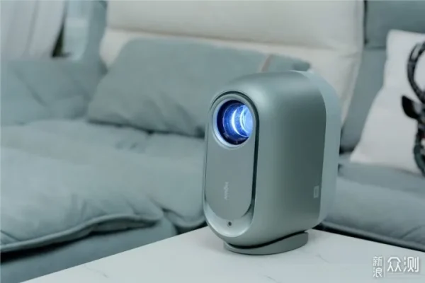 máy chiếu XGIMI Movin 03